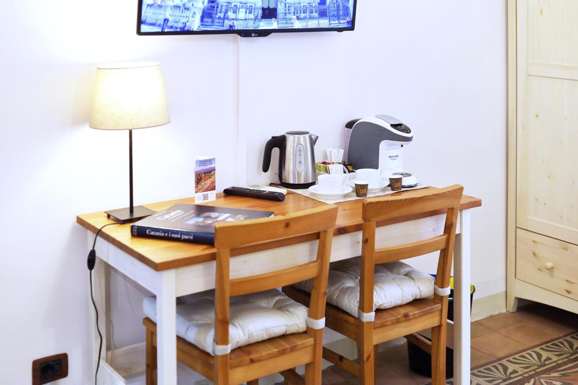 Cataneasy Rooms Exterior foto